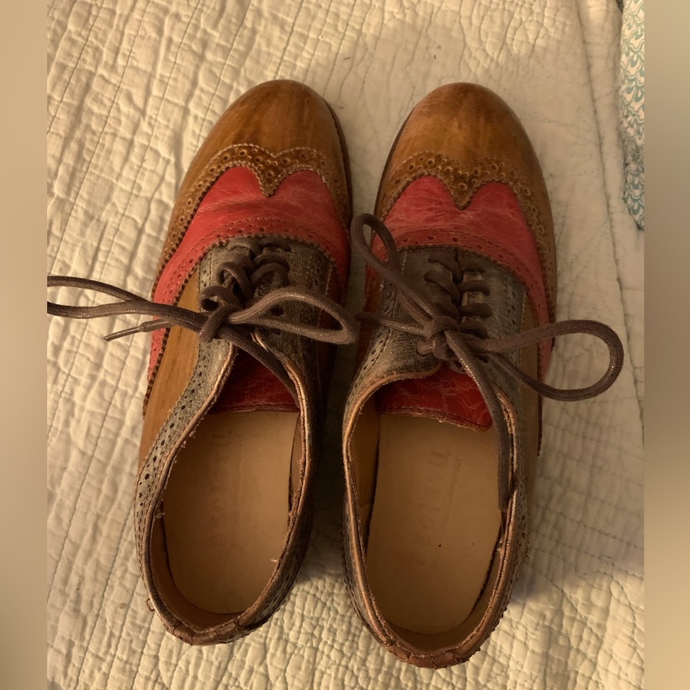 Bed|Stü Lita.EUC. Red, Navy, Brown Wingtip Brogues.Gorgeous Men’s Style Women’s